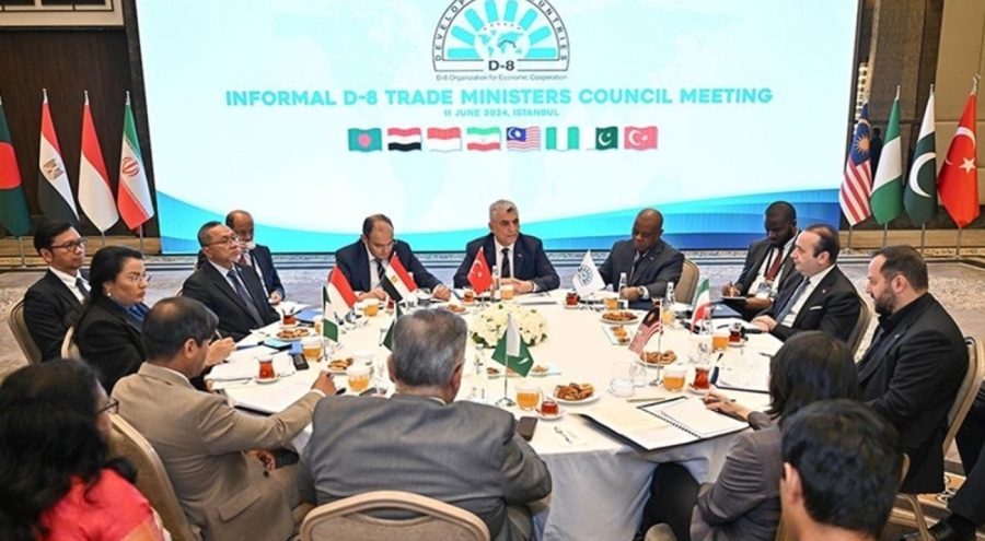 D-8 ticaret bakanları İstanbul'da toplandı