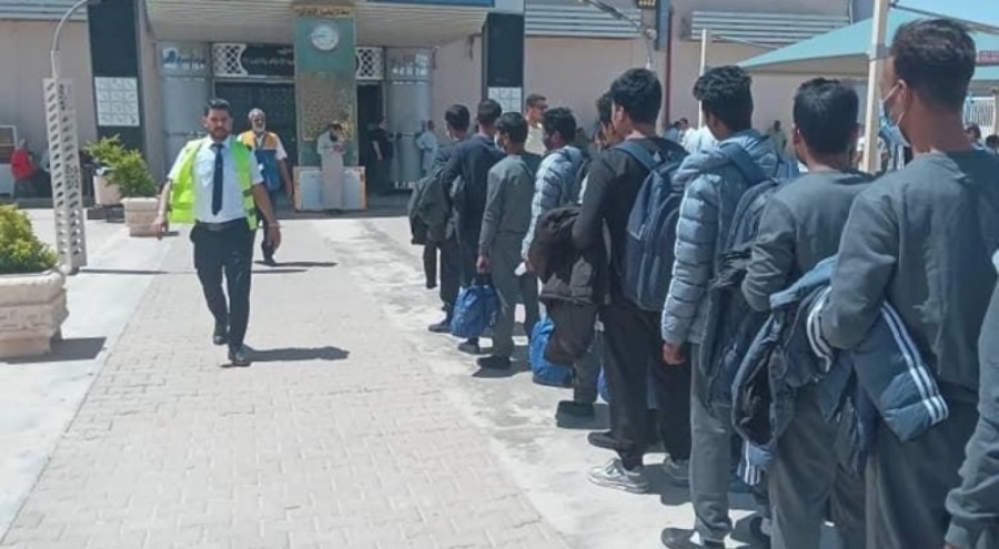 Libya, 163 Bangladeşli yasa dışı göçmeni sınır dışı etti