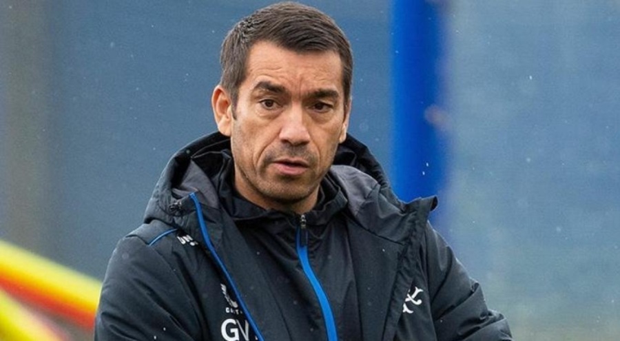 Beşiktaş resmen açıkladı! Bronckhorst'un geliş tarihi belli oldu