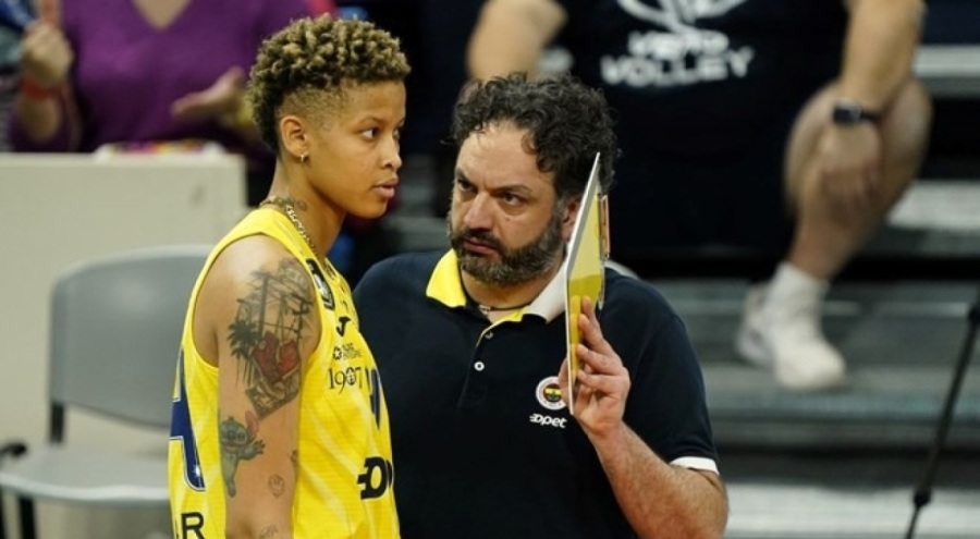 Fenerbahçe Opet'te başantrenör Lavarini dönemi sona erdi