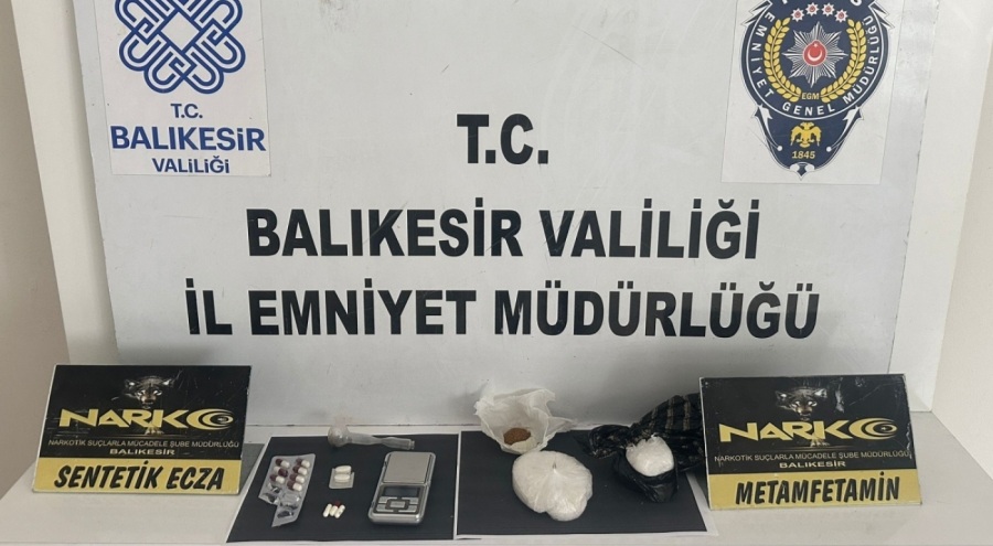 Balıkesir'de uyuşturucu operasyonu: 4 gözaltı