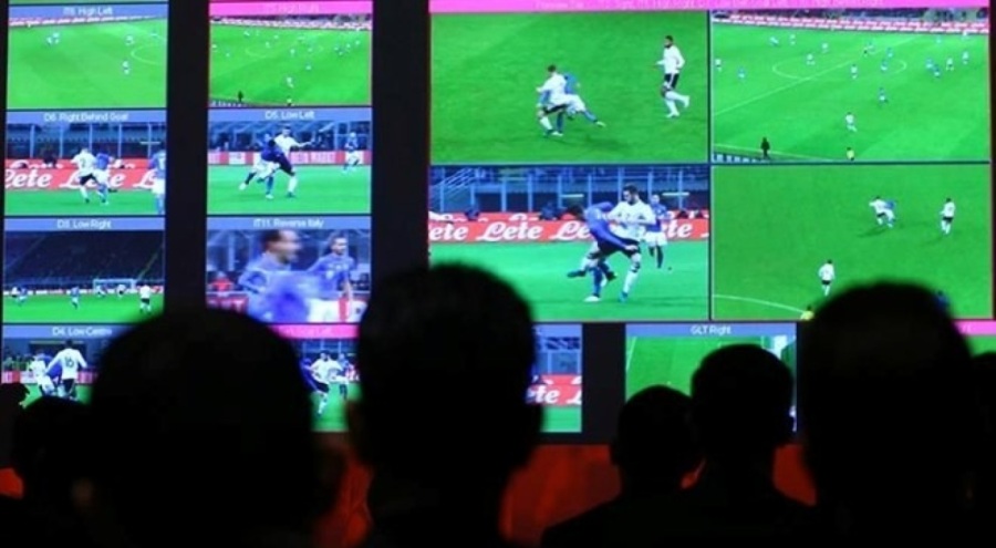 UEFA'dan VAR kararı: EURO 2024'te pozisyonlar ekrana yansıtılacak