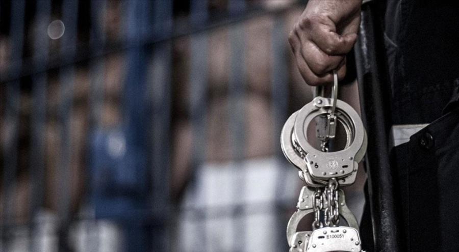 El Salvador'da Amerika kıtasının en büyük hapishanesine 2 bin çete üyesi nakledildi