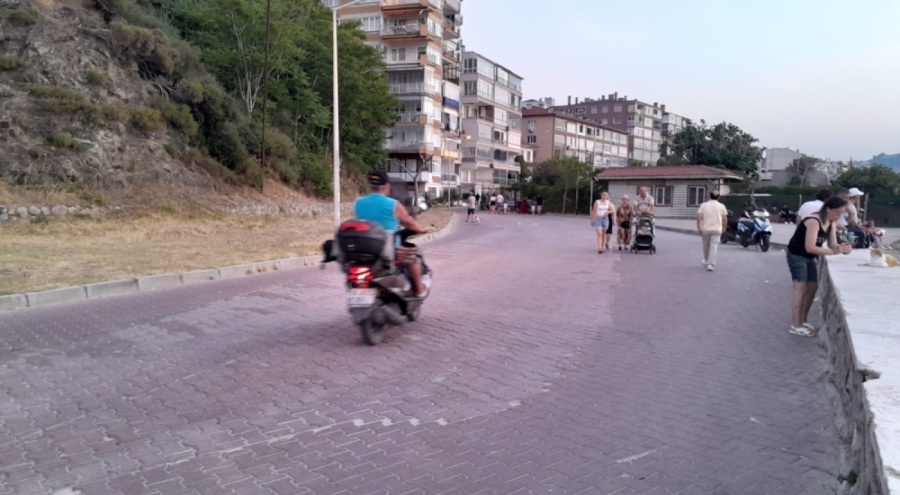 Bursa'da yürüyüş güzergahındaki sahillerde motosiklet işgali!