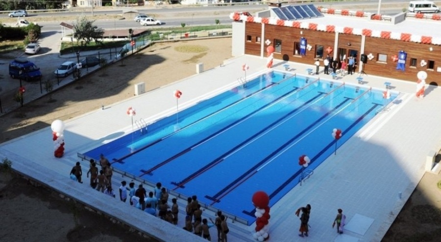 Mudanya Belediyesi yüzme havuzunda yaz sezonu başlıyor