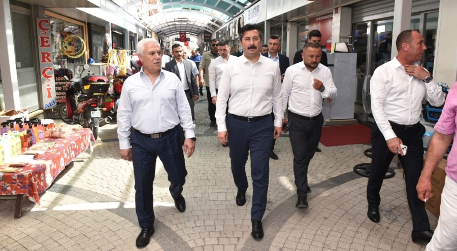Bursa Büyükşehir Belediye Başkanı Bozbey'den Yenişehir ziyareti