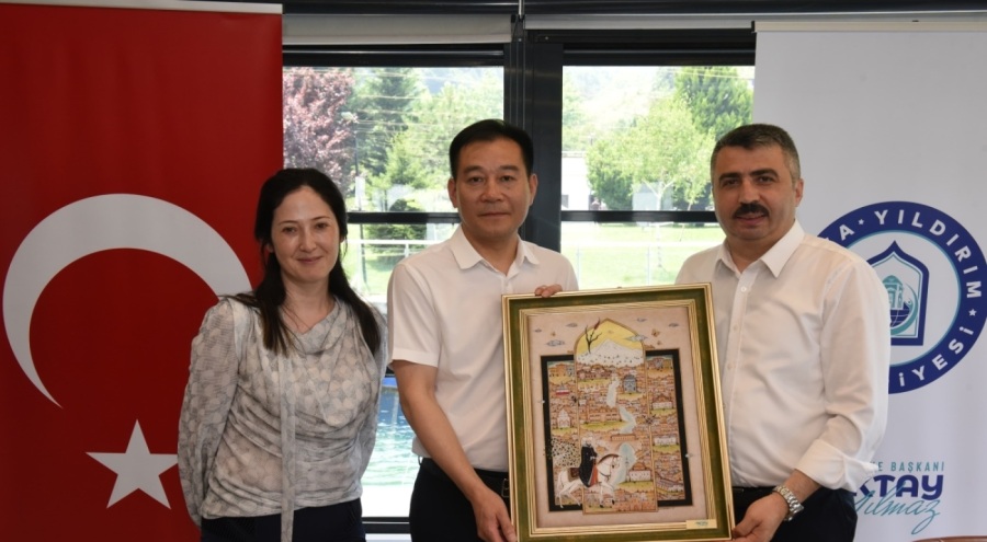 Bursa Yıldırım Belediye Başkanı  Yılmaz, Çin heyetini ağırladı