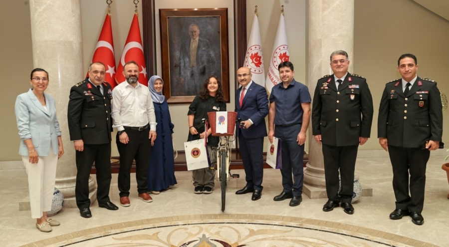 İl Jandarma Komutanı Tekin Aktemur'dan Vali Demirtaş'a ziyaret