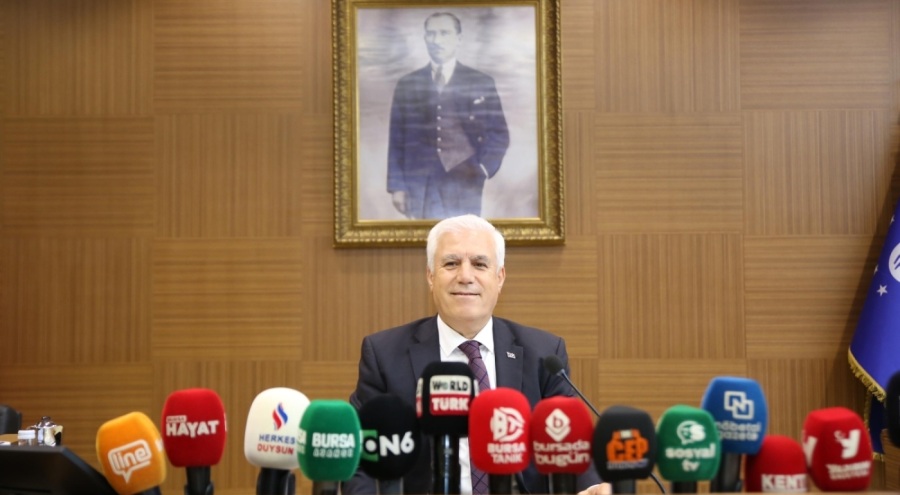 Başkan Bozbey'den Bursaspor taraftarına 'Tahta açılacak' müjdesi geldi