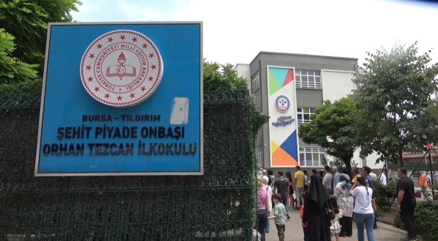 Bursa'da öğretmenlerin videosu velilerden tam not aldı