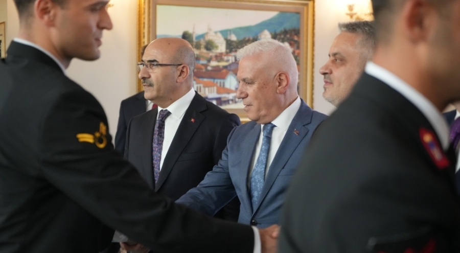 Bursa protokolü bayramlaştı