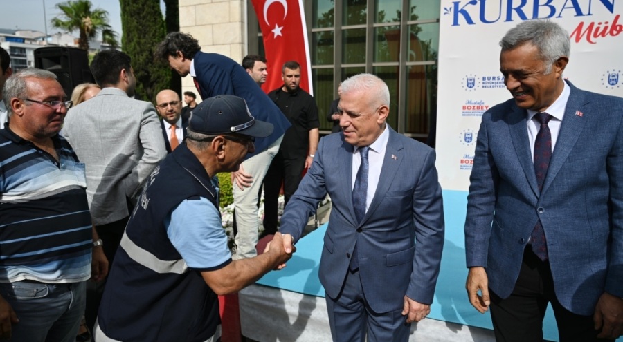 Başkan Bozbey, Bursa Büyükşehir ailesiyle bayramlaştı