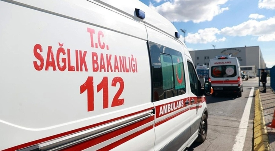 Eşini kurtarmak için kanala atlayan adam boğularak can verdi