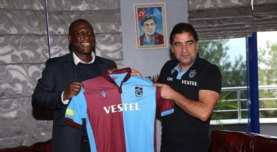 Eski futbolcu Kevin Campbell yaşamını yitirdi