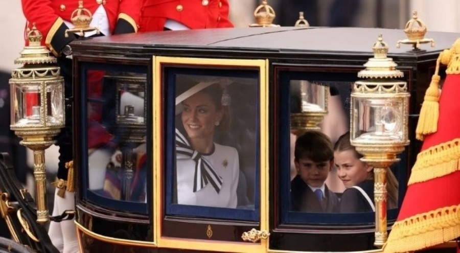 Galler Prensesi Kate, halka açık etkinliğe katıldı