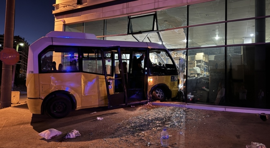 Bursa'da feci kaza! 12 kişi yaralandı