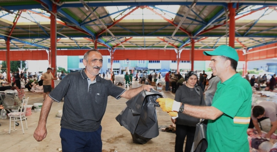 Bursa Osmangazi'de kurbanlıklar hijyenik ortamlarda kesildi
