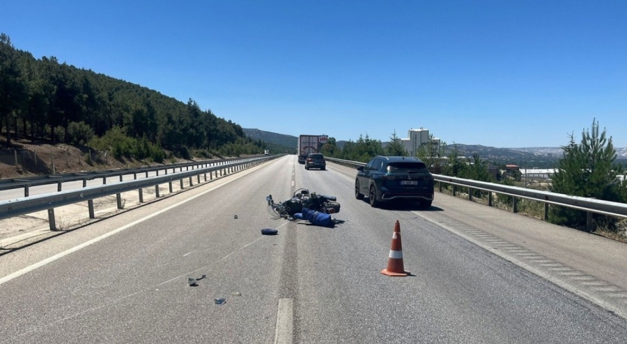 Isparta-Burdur kara yolunda motosiklet kazası: 1 ölü, 1 yaralı