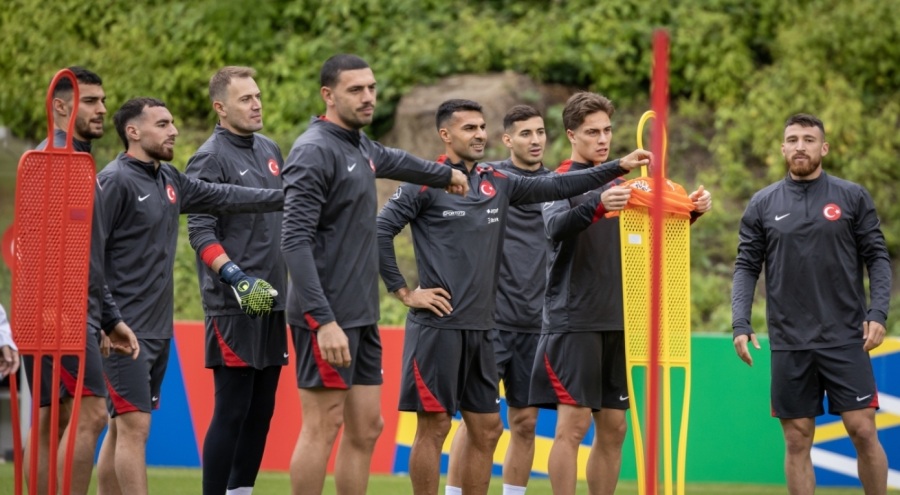 A Milli Futbol Takımı, Gürcistan maçının hazırlıklarına devam etti