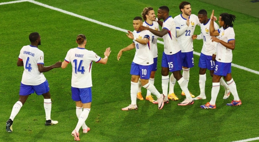 Fransa, Avusturya'yı tek golle devirdi