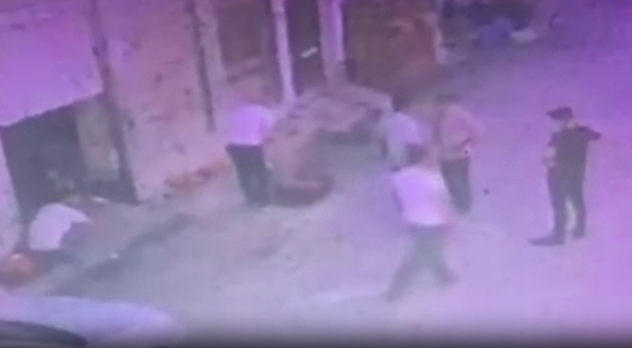 Oğlunun kavga ettiği 17 yaşındaki çocuğu bıçaklayarak katletti