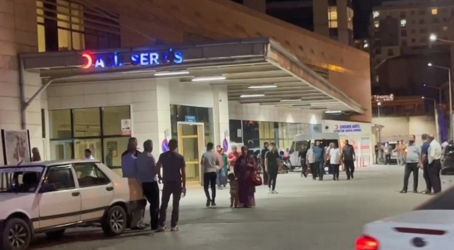 Tarlasına su kuyusu açmak isteyen adam toprak altında kalıp öldü