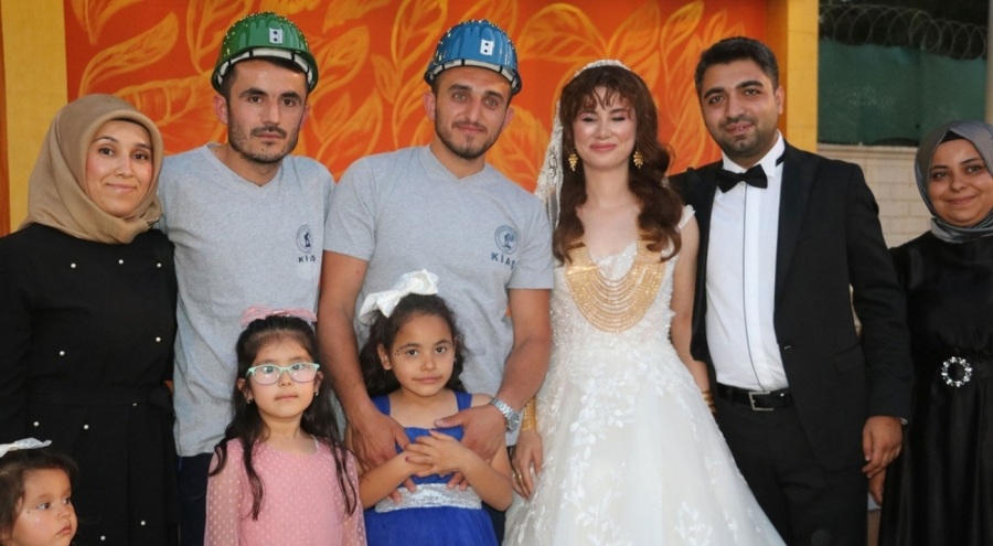 Gizem Nur Özkan'a depremde hayatını kurtaran madencilerden büyük sürpriz