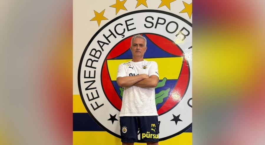 Jose Mourinho mesaiye başladı