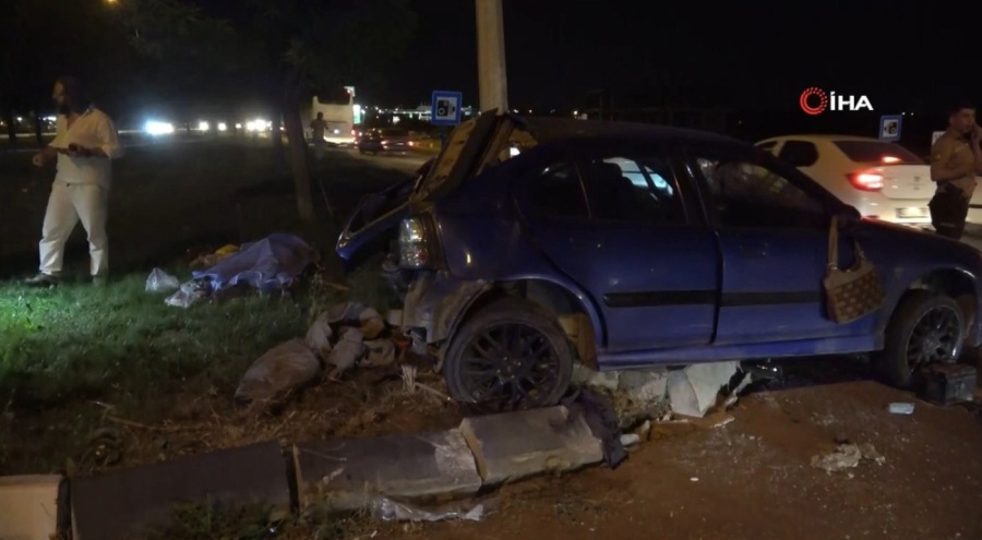 Aynı kazada anne ve kızı hayatını kaybetti