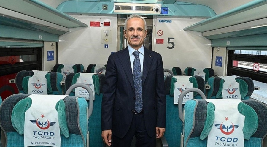 Ulaştırma ve Altyapı Bakanı duyurdu: Trende emekli indiriminden 62 bin kişi faydalandı