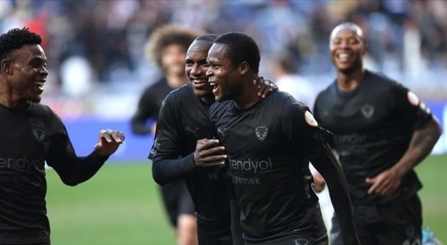 Hatayspor'da orta saha ve hücuma takviye