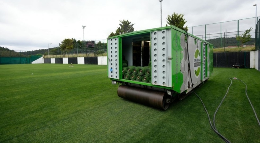 Beşiktaş'ın Nevzat Demir Tesisleri'nde antrenman sahaları yenileniyor