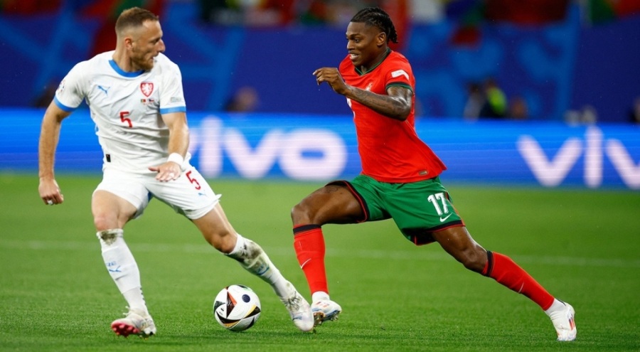 Rafael Leao'dan Milli yıldızımıza övgü dolu sözler