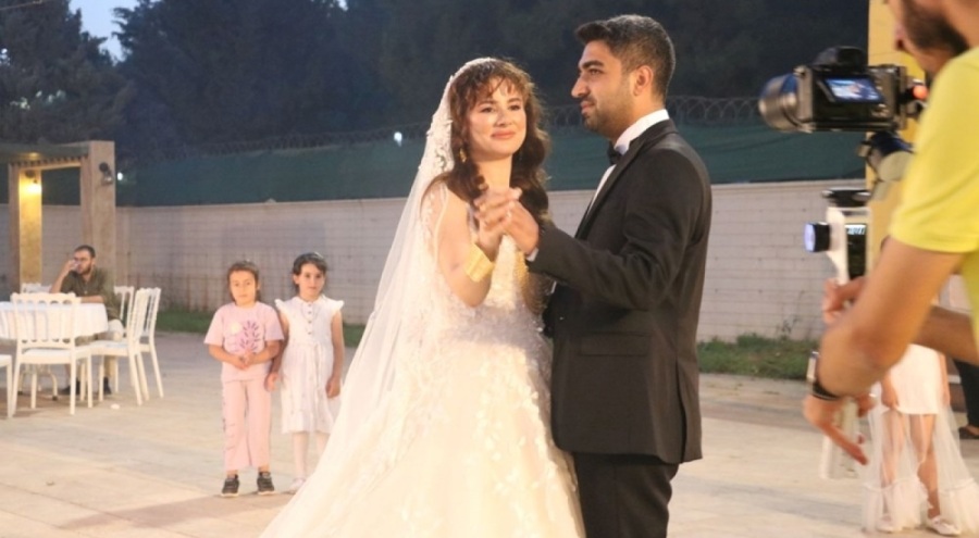 Düğün günü büyük sürpriz: Beni cehennemden kurtardılar