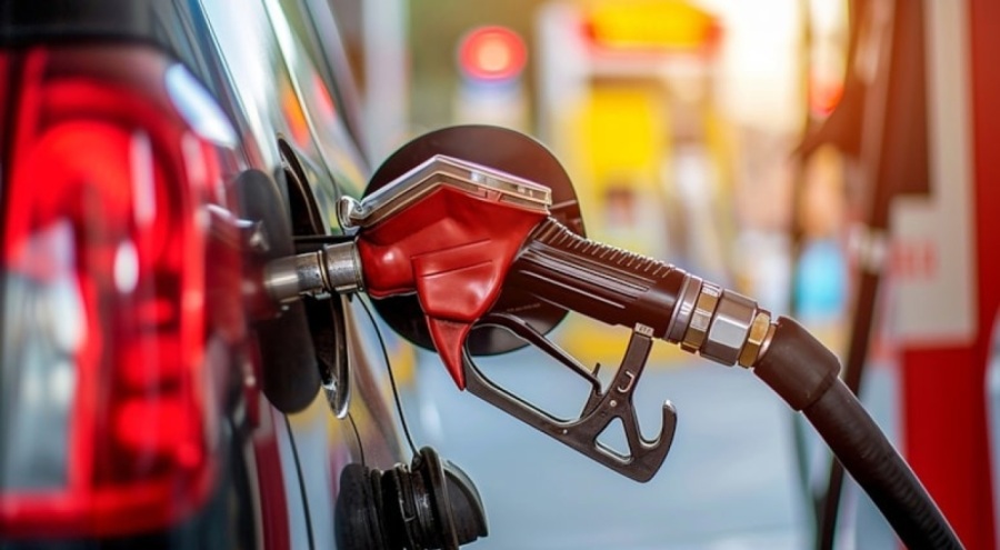 Benzin ve motorine yeni zam yolda