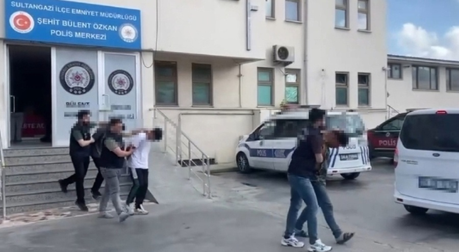 Cami önüne bebek bırakan 17 yaşındaki baba ile iki kişi gözaltına alındı