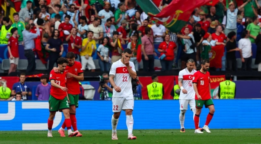Portekiz yenilgisi sonrası hesaplar! Milliler gruptan nasıl çıkar?