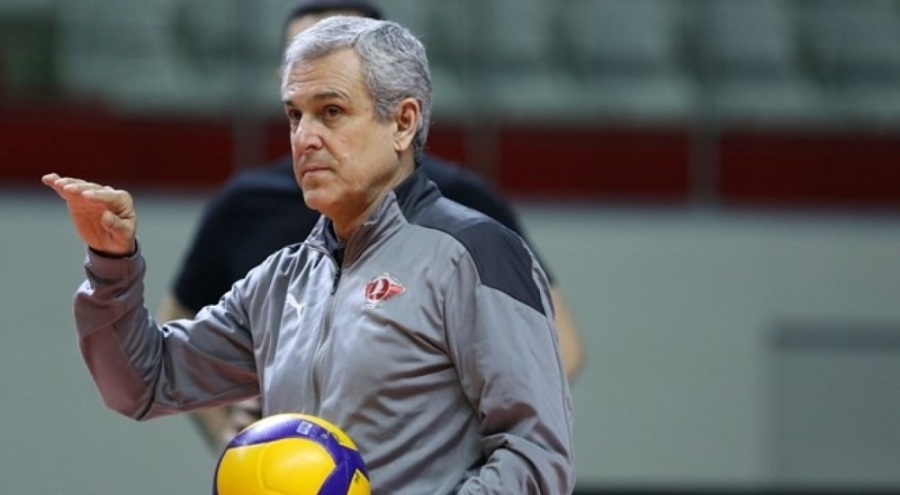 Türk Hava Yolları, başantrenör Ze Roberto ile sözleşme yeniledi