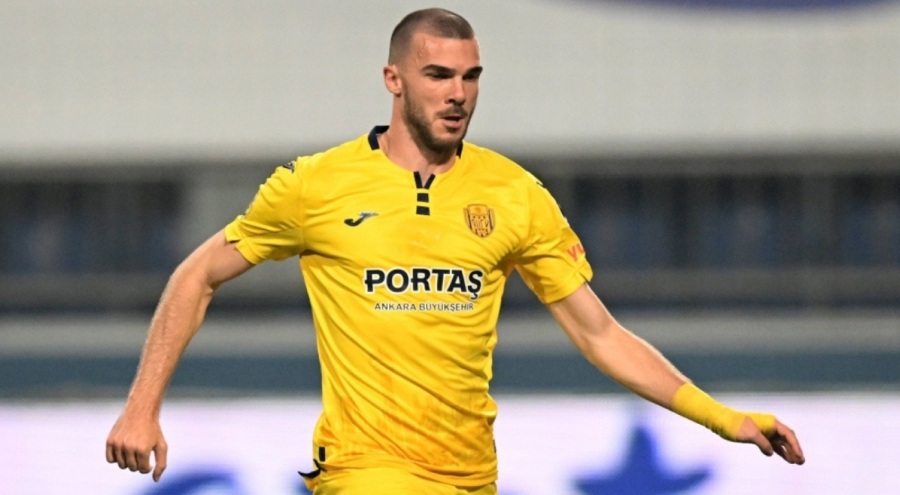 Nihad Mujakic, FK Partizan'a transfer oldu
