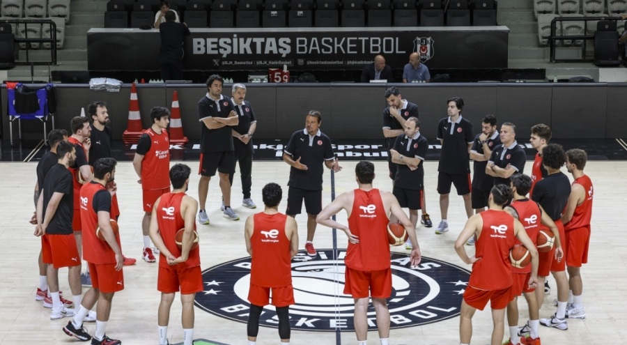 A Milli Erkek Basketbol Takımı'nın kampı başladı
