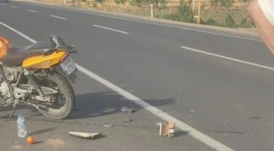 Otomobille çarpışan motosikletteki iki kardeş yaralandı