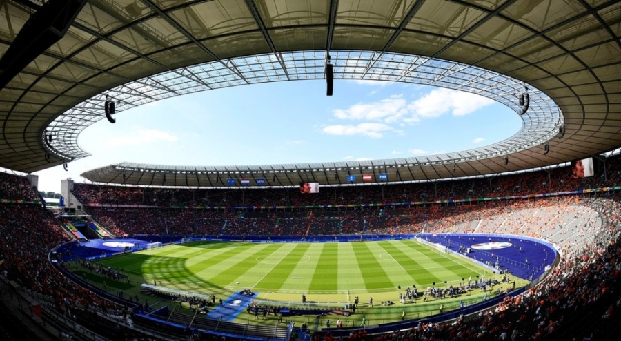 Hollanda ile Avusturya karşı karşıya geliyor