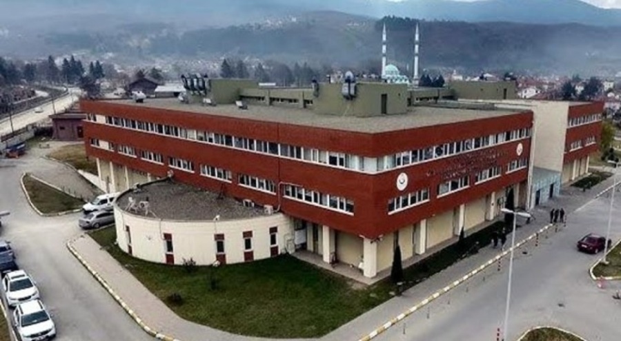 Doktorların, mümessille kuğulu ilaç oyunu