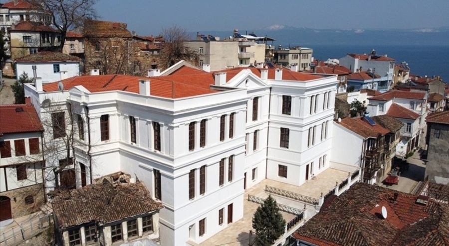 Tirilye Taş Mektep, Carl Schmitt Çalıştayı'na ev sahipliği yapacak