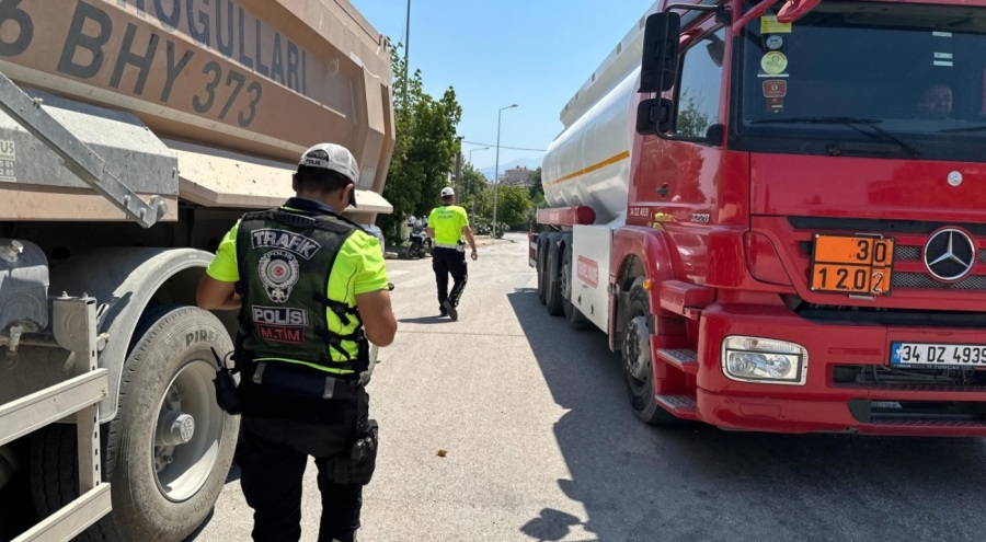Bursa'da yasak bölgede yakalandılar! Teker teker ceza uygulandı