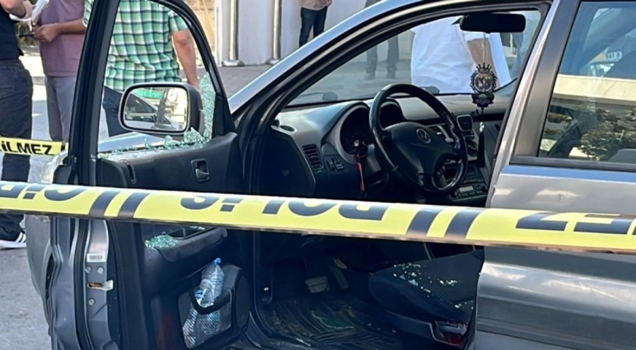 Lise müdür yardımcısı aracında infaz edildi!