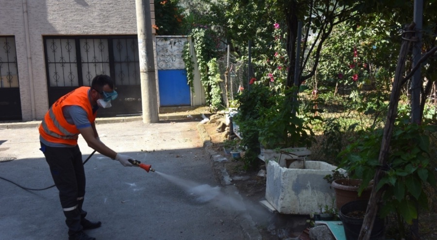 Yıldırım'da ilaçlama çalışmaları sürüyor