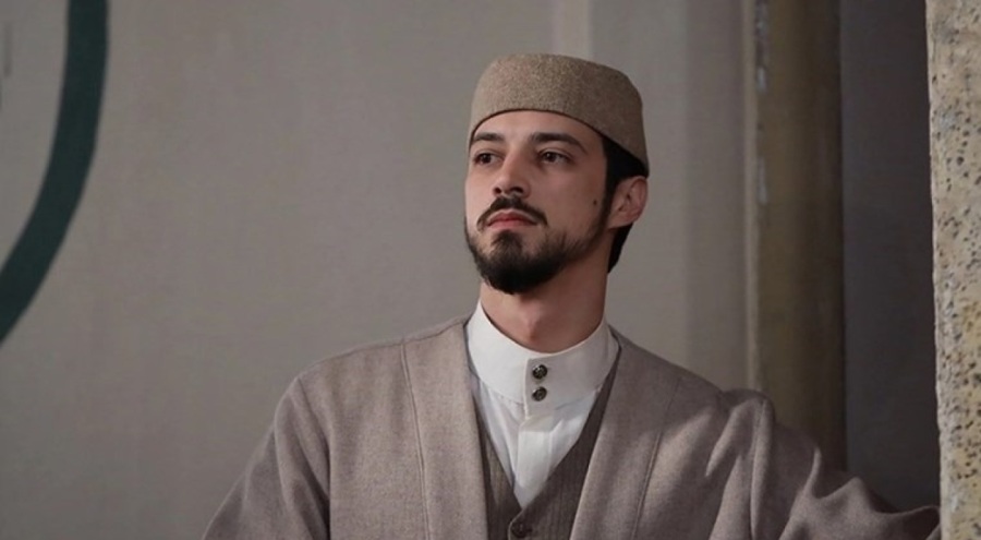 'Kızıl Goncalar'ın ekrana dönüş tarihi belli oldu! Mert Yazıcıoğlu diziden ayrılacak mı?