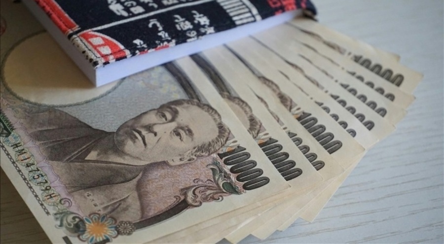 Japon para birimi yen, dolar karşısında 1986'dan beri en düşük seviyeye geriledi