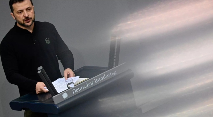 Scholz, Zelensky'i protesto eden Alman milletvekillerini eleştirdi